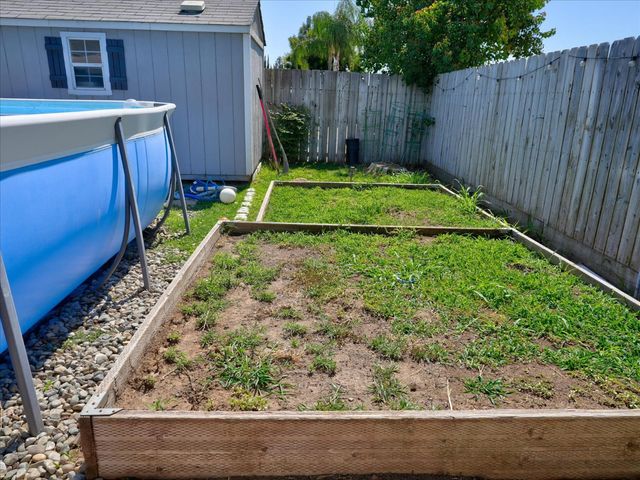 5373 W Dayton Avenue, Fresno, CA 93722
