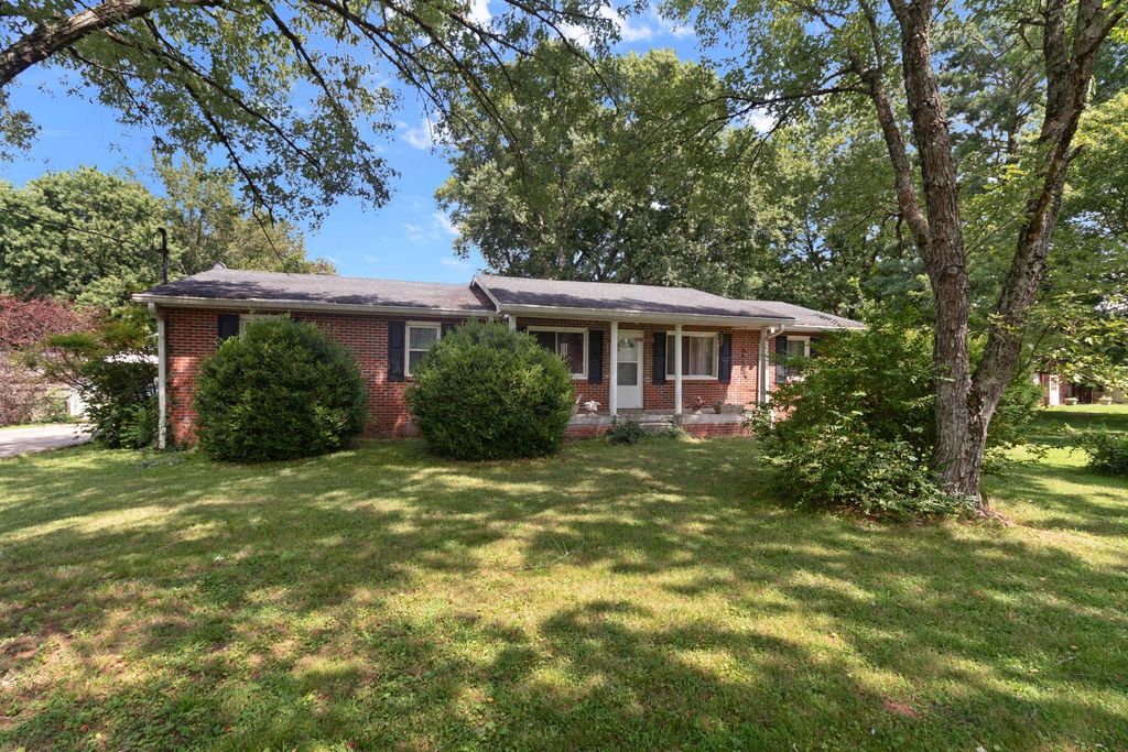 5317 Almaville Rd, Smyrna, TN 37167