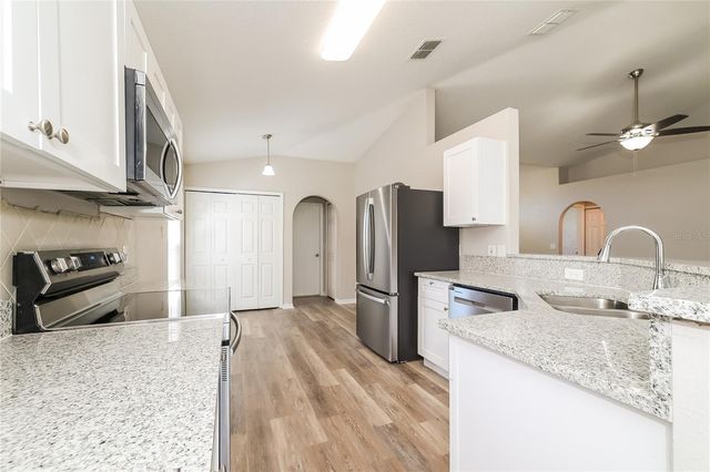 416 ELGIN BOULEVARD, Davenport, FL 33897