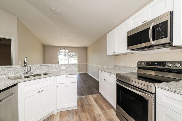 416 ELGIN BOULEVARD, Davenport, FL 33897