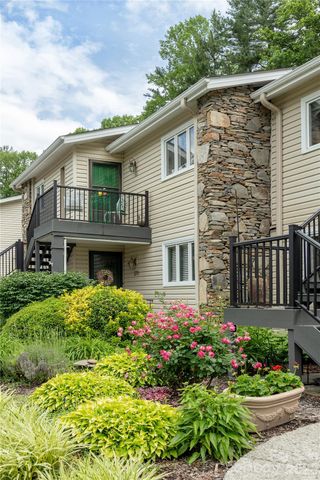 580 Britton Creek Drive, Hendersonville, NC 28791