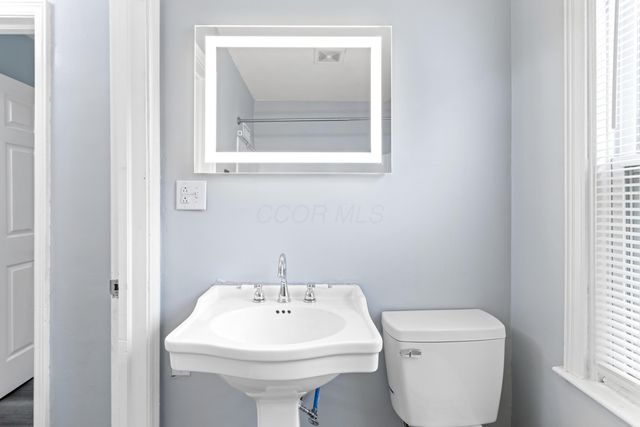 73 N Everett Avenue, Columbus, OH 43213