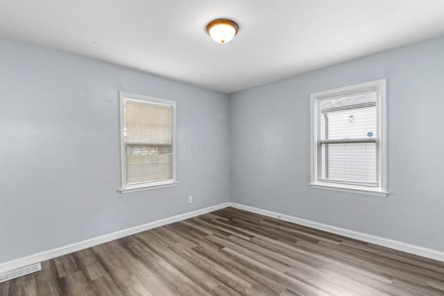 73 N Everett Avenue, Columbus, OH 43213