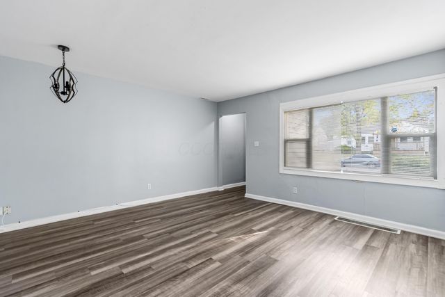 73 N Everett Avenue, Columbus, OH 43213