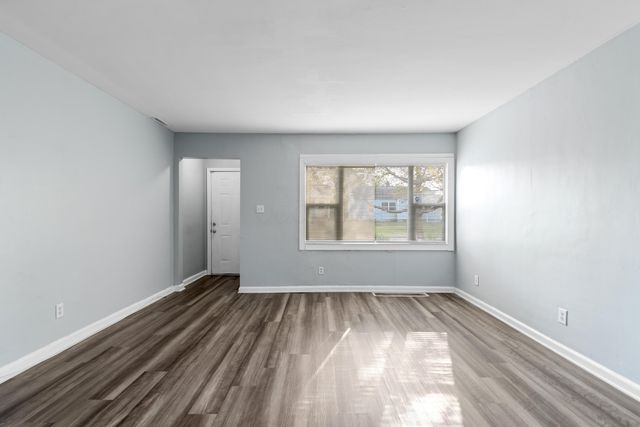 73 N Everett Avenue, Columbus, OH 43213