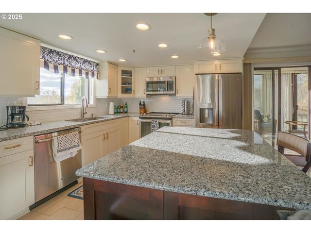 5535 E EVERGREEN Blvd 7205, Vancouver, WA 98661