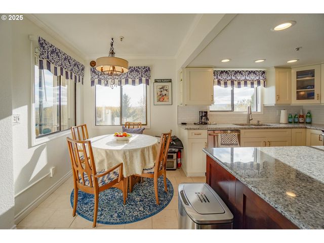 5535 E EVERGREEN Blvd 7205, Vancouver, WA 98661