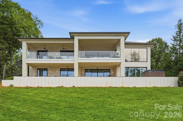 7272 Lynbrook Circle, Denver, NC 28037