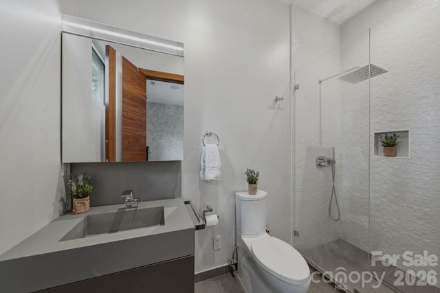 7272 Lynbrook Circle, Denver, NC 28037
