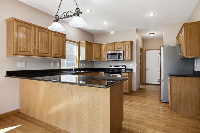 2045 Newcastle Road, Marion, IA 52302