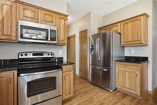 2045 Newcastle Road, Marion, IA 52302