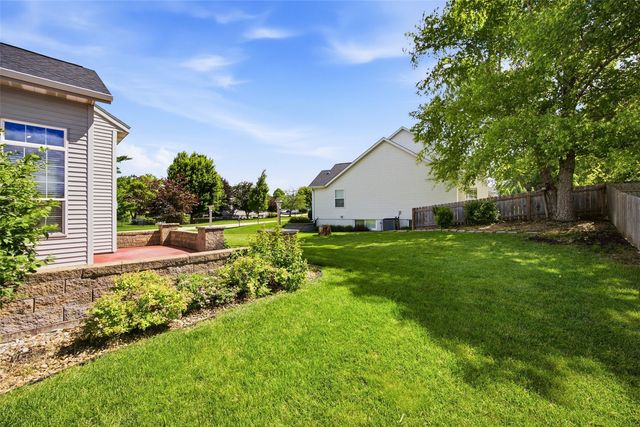 2045 Newcastle Road, Marion, IA 52302