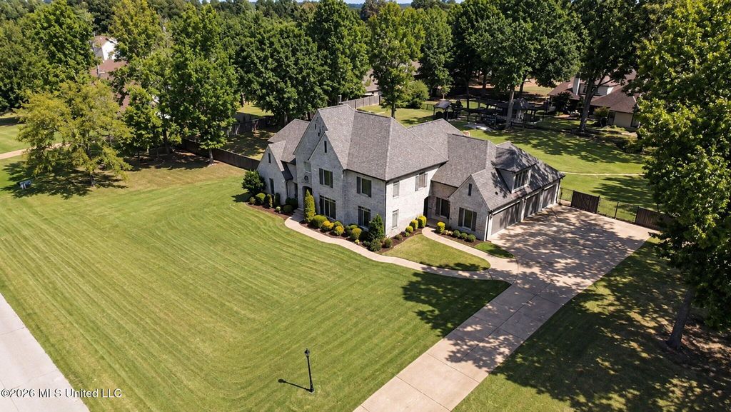 344 Surrey Loop, Byhalia, MS 38611 — photo 2