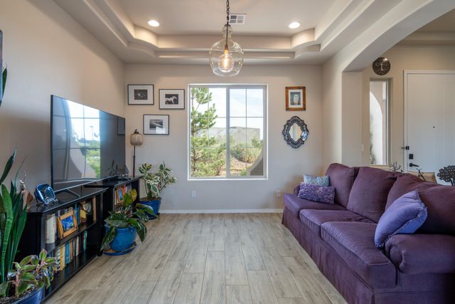 5626 Desert Sky Place NE, Rio Rancho, NM 87144