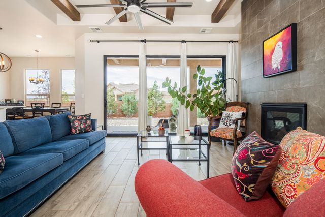 5626 Desert Sky Place NE, Rio Rancho, NM 87144