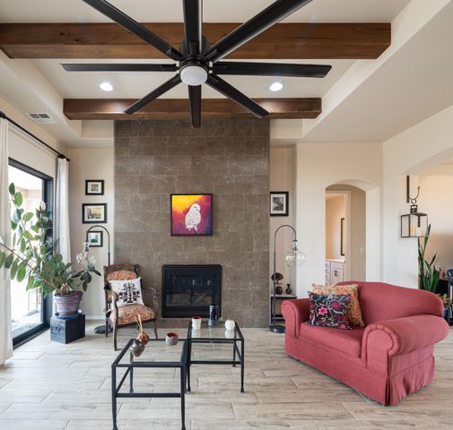 5626 Desert Sky Place NE, Rio Rancho, NM 87144