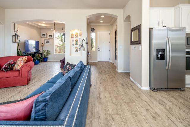 5626 Desert Sky Place NE, Rio Rancho, NM 87144