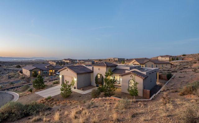 5626 Desert Sky Place NE, Rio Rancho, NM 87144