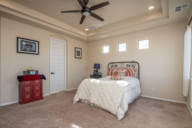 5626 Desert Sky Place NE, Rio Rancho, NM 87144