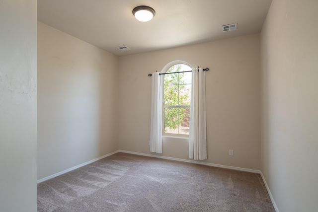 5626 Desert Sky Place NE, Rio Rancho, NM 87144