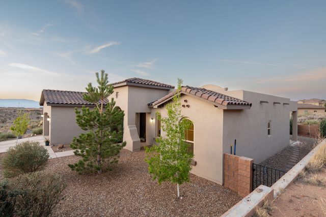 5626 Desert Sky Place NE, Rio Rancho, NM 87144