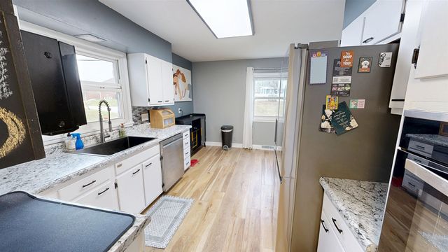 5 Willoughby Avenue, Huntington, WV 25705