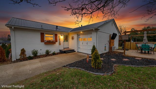 5 Willoughby Avenue, Huntington, WV 25705