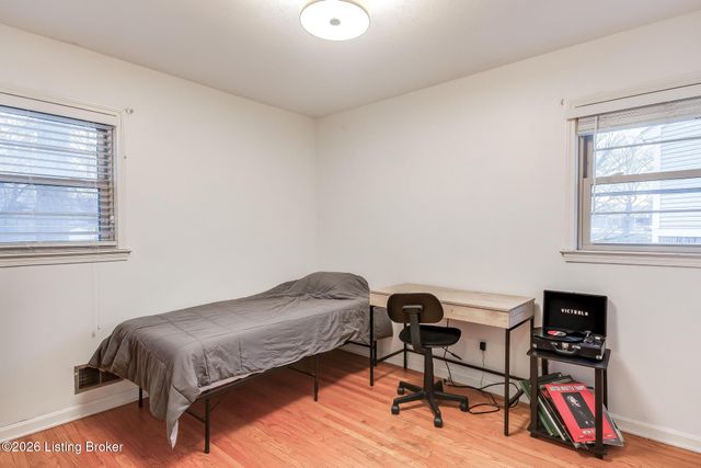 2914 Lindsay Ave, Louisville, KY 40206