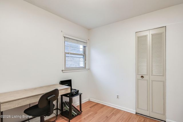 2914 Lindsay Ave, Louisville, KY 40206