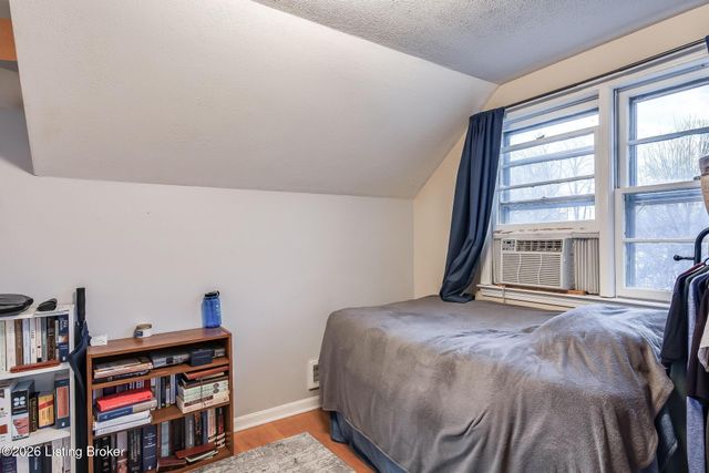 2914 Lindsay Ave, Louisville, KY 40206