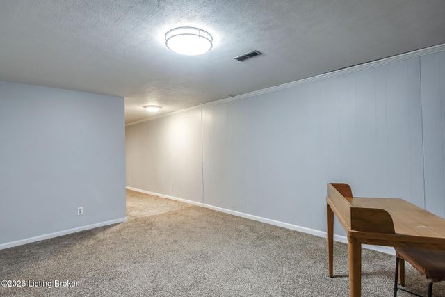 2914 Lindsay Ave, Louisville, KY 40206