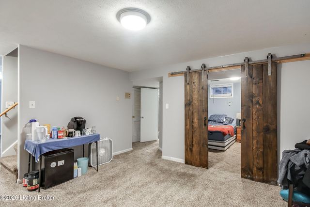 2914 Lindsay Ave, Louisville, KY 40206