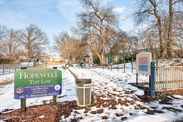 2914 Lindsay Ave, Louisville, KY 40206