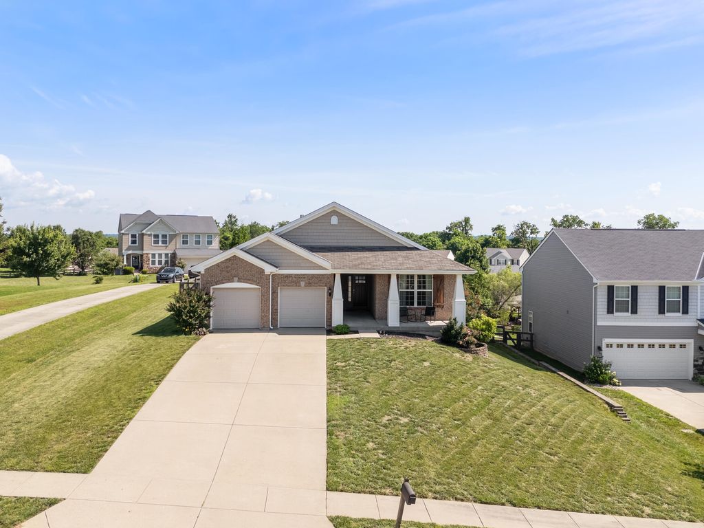 2373 Frontier Drive, Hebron, KY 41048