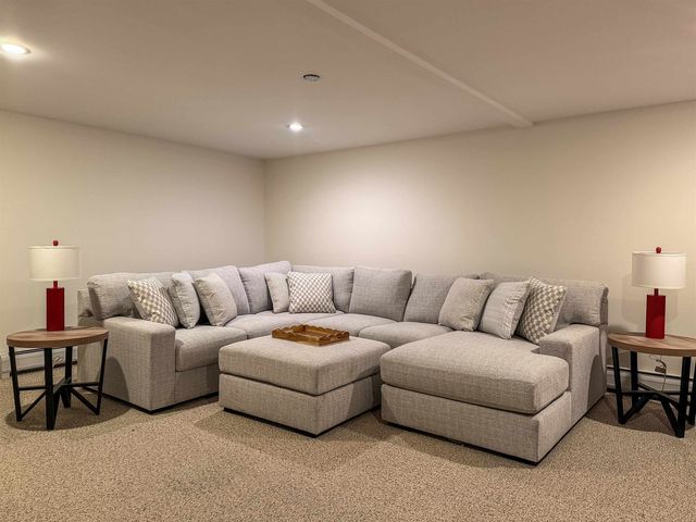 64 Needle Leaf Lane, Stowe, VT 05672