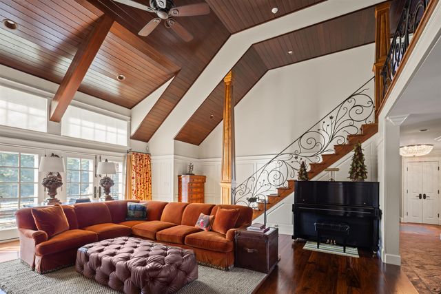 64 Needle Leaf Lane, Stowe, VT 05672