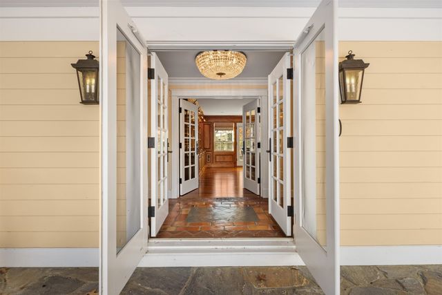 64 Needle Leaf Lane, Stowe, VT 05672