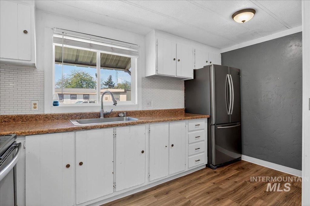 1323 Elgin 42, Caldwell, ID 83605 photo 9