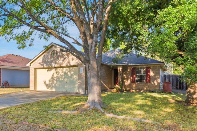 611 Masonwood DR, Kyle, TX 78640