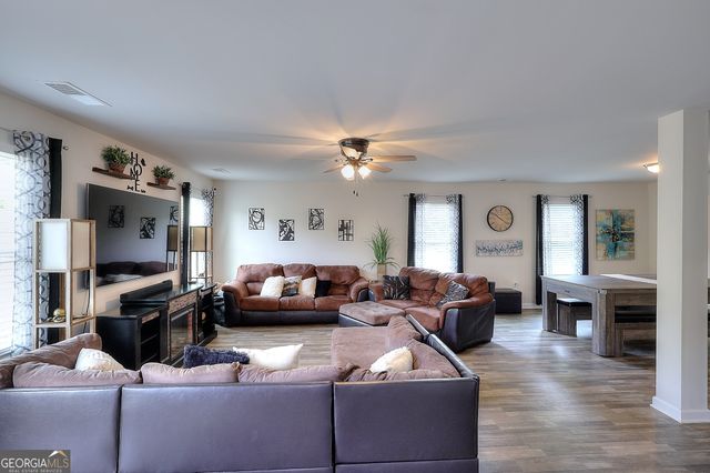 909 River Crossing, Jefferson, GA 30549
