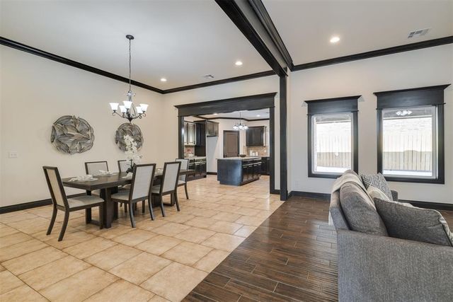 2313 E Kellan Court Terrace, Mustang, OK 73064