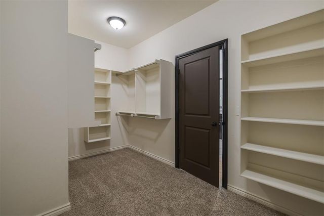 2313 E Kellan Court Terrace, Mustang, OK 73064