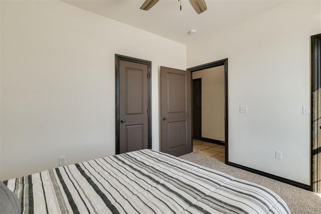 2313 E Kellan Court Terrace, Mustang, OK 73064