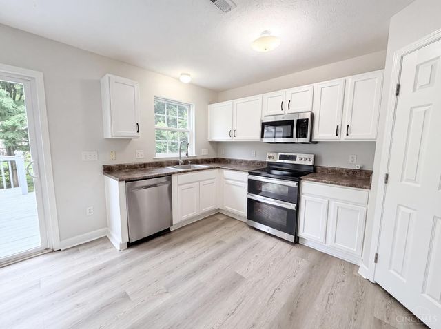 20 Woodsong Court, Pierce Twp, OH 45102