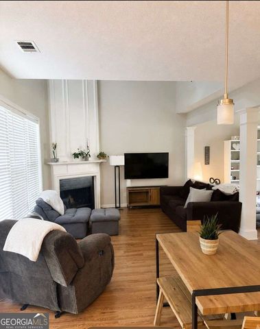 108 Devonshire Drive, Roswell, GA 30022