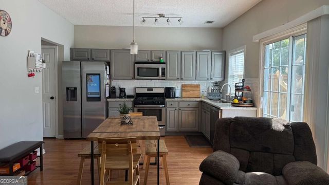 108 Devonshire Drive, Roswell, GA 30022