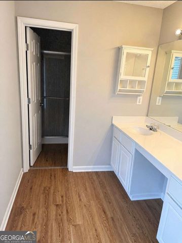108 Devonshire Drive, Roswell, GA 30022