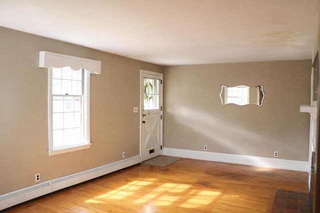 369 Manor Drive, Warwick, RI 02888