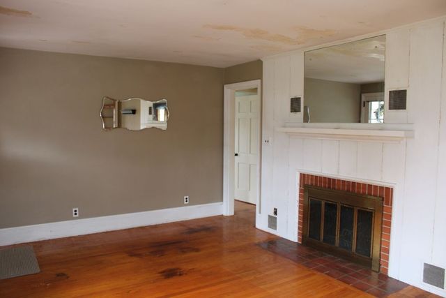 369 Manor Drive, Warwick, RI 02888