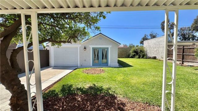 2413 S Victoria, Los Angeles, CA 90016